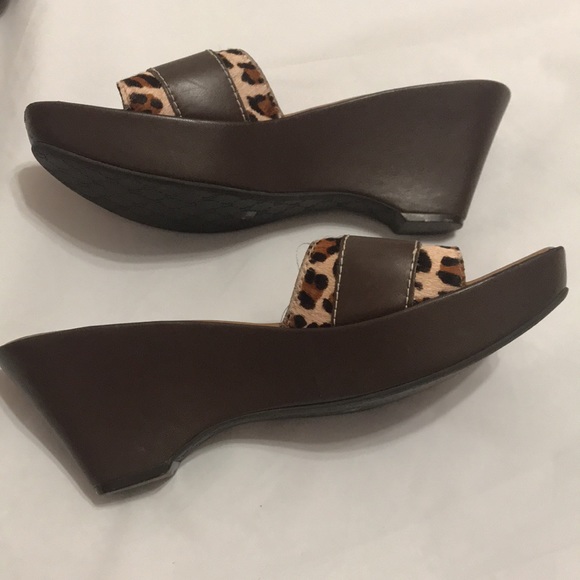 Franco Sarto Leopard Print Wedge Slides Sandals Women’s Size 9 - Picture 2 of 9